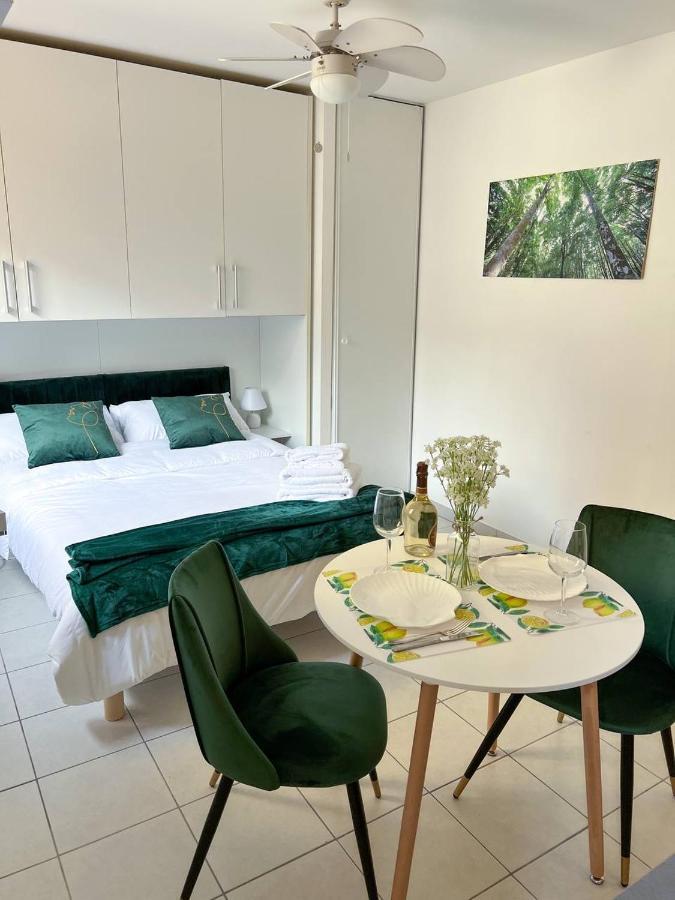 Charmant Studio A Menton Buitenkant foto